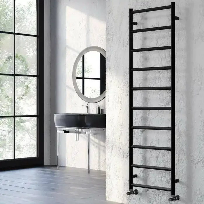 Kartell Alberta 1600 x 500mm Black Aluminium Heated Towel Rail