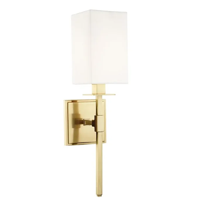 Taunton Single-Light Wall Sconce